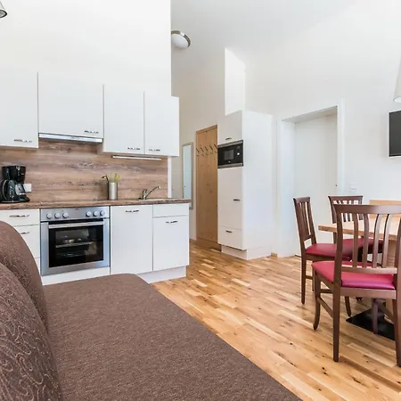 Bergheimat Apartman *